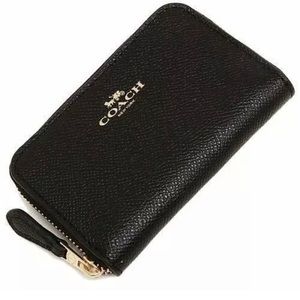 Coach Crossgrain Leather Zip Around Card Case